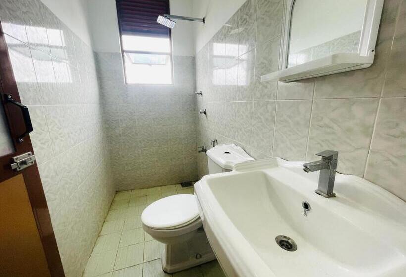 Семейный Номер, Ez Stay Guesthouse