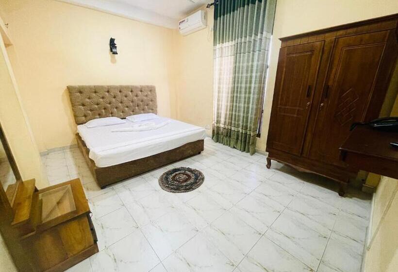 اتاق خانوادگی, Ez Stay Guesthouse