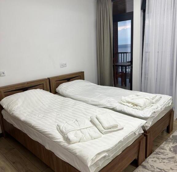 اتاق استاندارد چهار تخته, Guest House Sham