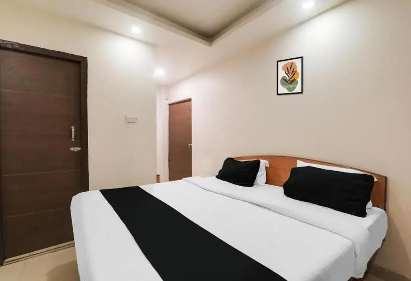 اتاق کلاسیک سه تخته, Super Hotel O Tj International