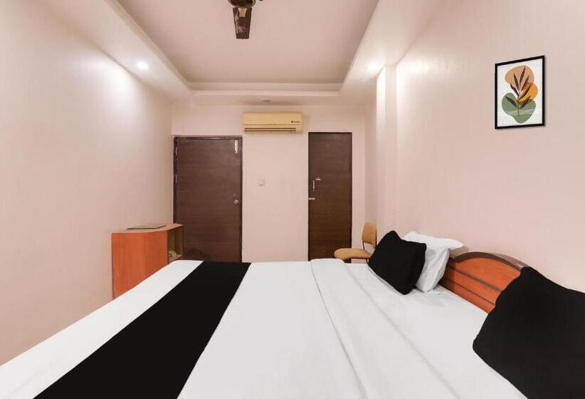 اتاق کلاسیک سه تخته, Super Hotel O Tj International