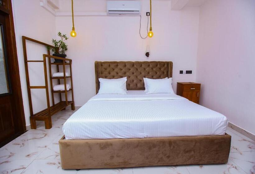 Номер Deluxe Вид на Море, Sakura Surf Lanka Hotel & Restaurant