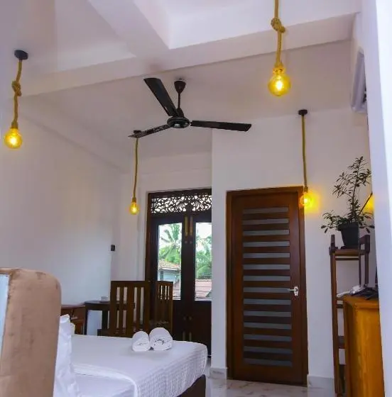 オーシャンビューデラックスルーム, Sakura Surf Lanka Hotel & Restaurant