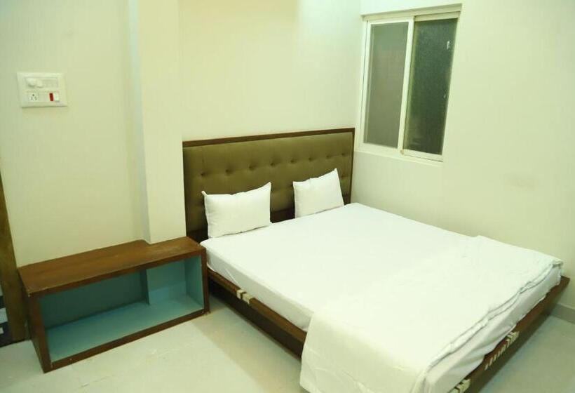 غرفة ديلوكس, Shivmatra