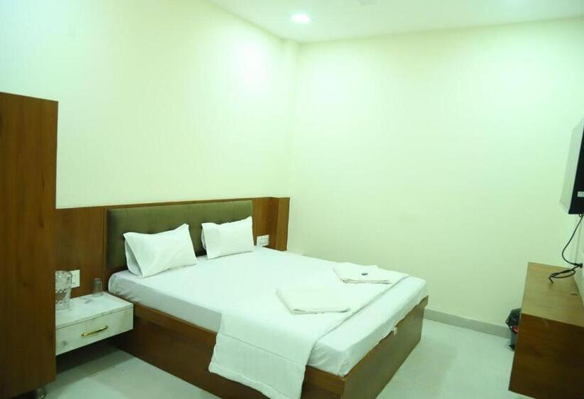 غرفة ديلوكس, Shivmatra