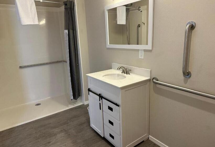 适合残疾人士使用的带超级大床的标准间, The Gq Extended Stay