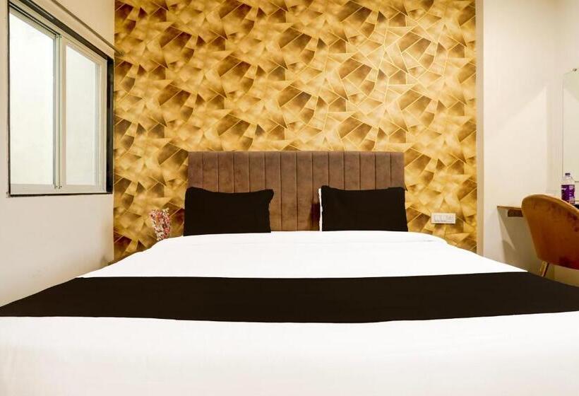 스탠다드 룸, Oyo Hotel Parag