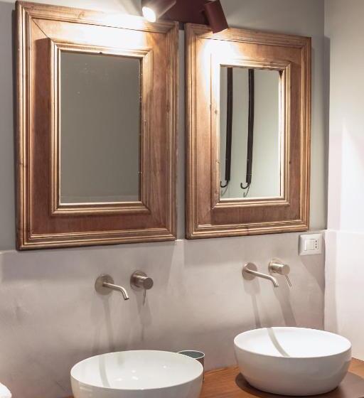 디럭스 룸, Casale Sciarra