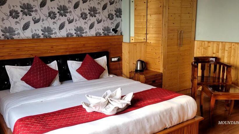 Quarto Deluxe, Hill View A Family