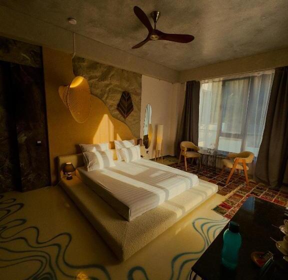 اتاق استاندارد با تخت بزرگ, Inn Ozz Almaty