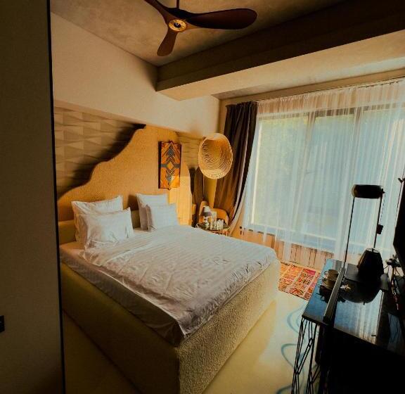 اتاق استاندارد با تخت بزرگ, Inn Ozz Almaty