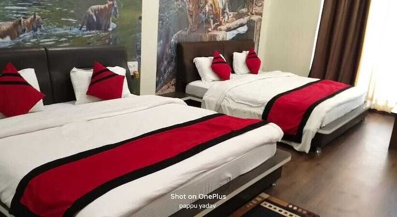 חדר דלוקס, Kingfisher Resorts