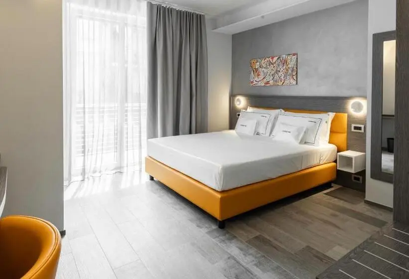 اتاق استاندارد با بالکن, Corso49 Boutique Rooms
