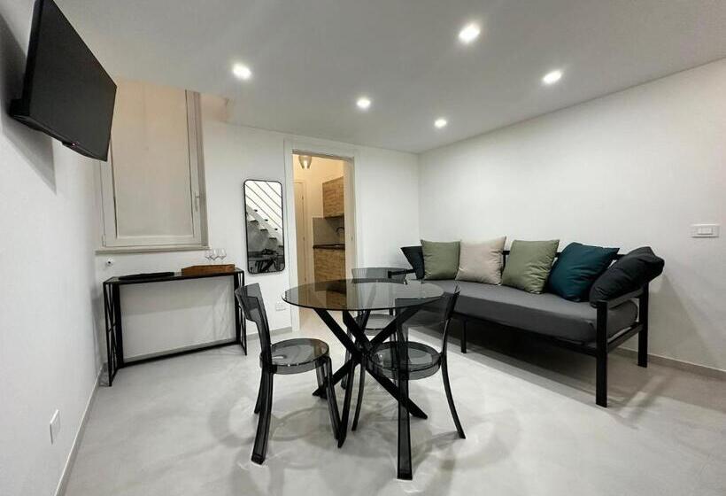 اتاق لوکس سه تخته, Hary Home