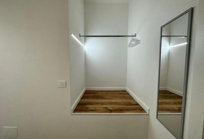 اتاق استاندارد, Hary Home