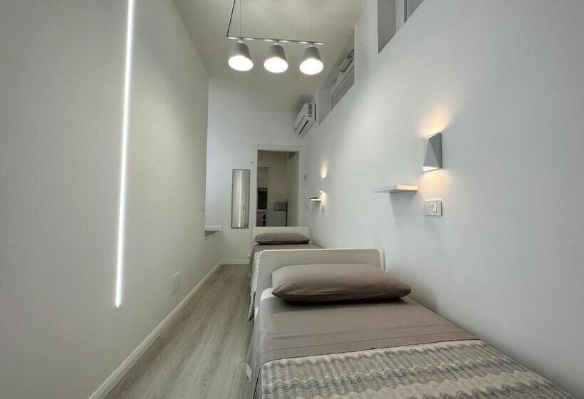 اتاق استاندارد, Hary Home