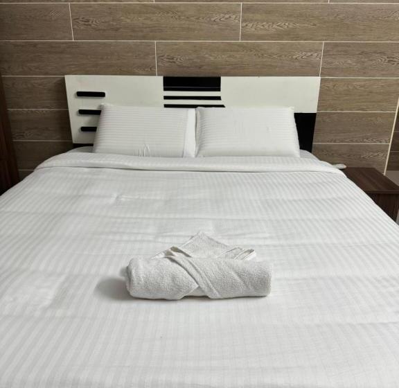 デラックスルーム, The Elite Inn