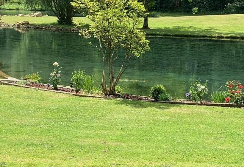 Номер Стандарт Вид на Озеро, Chambre D Hotes 2 à La Campagne Dans Un Cadre Verdoyant