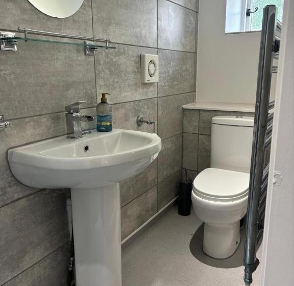 スタンダードルーム, Coffee Pot Yardley Gobion