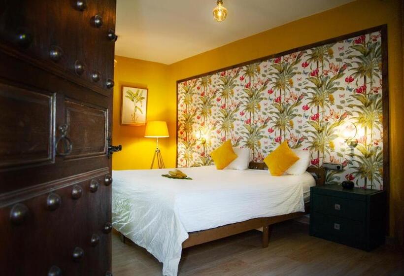 غرفة قياسية, Finca Locura