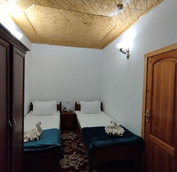 اتاق استاندارد, Parvina Boutigue