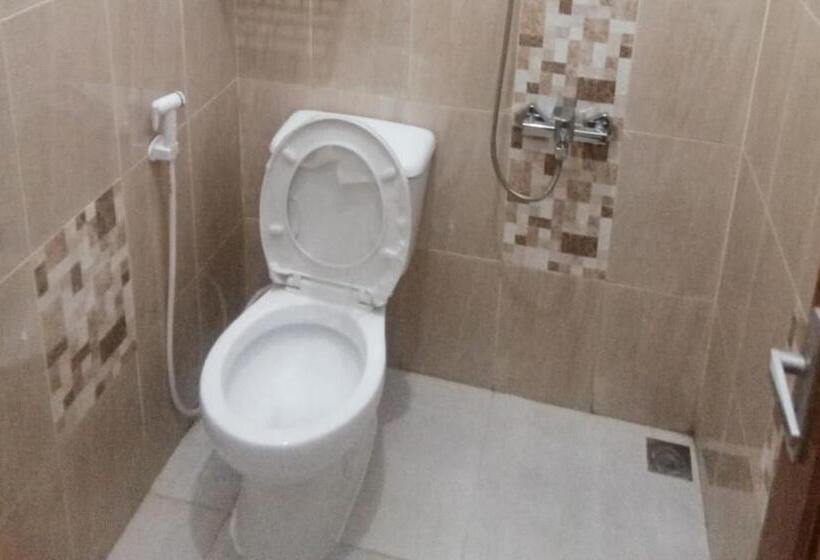 Cameră Deluxe, Reddoorz Syariah Near Unimus Semarang