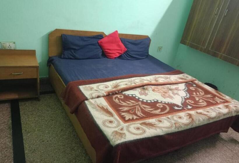 Номер Стандарт, Shubham Residency Managed By The Bird Group