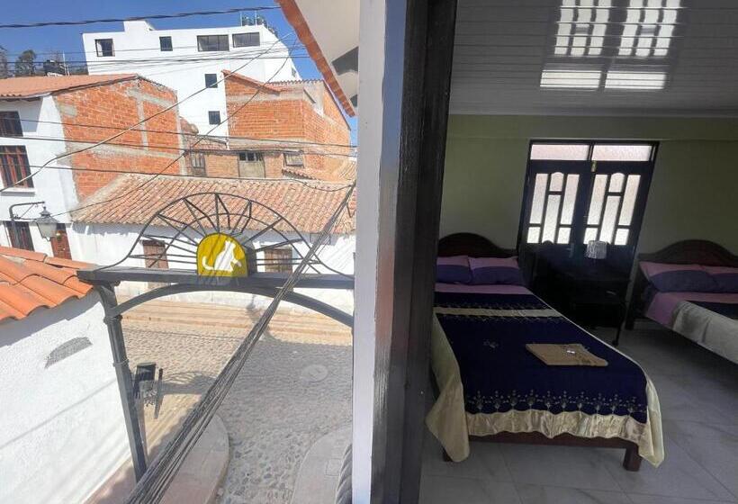 اتاق استاندارد, Hostal La Fortaleza