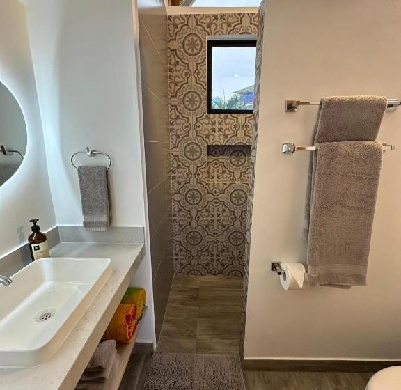 Standardzimmer mit Poolblick, Randis Oasis