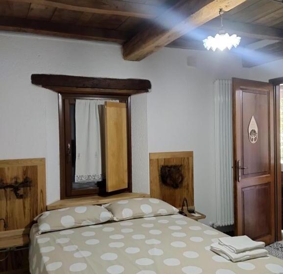 חדר סטנדרט נוף לבריכה, Borgo Doccia 905