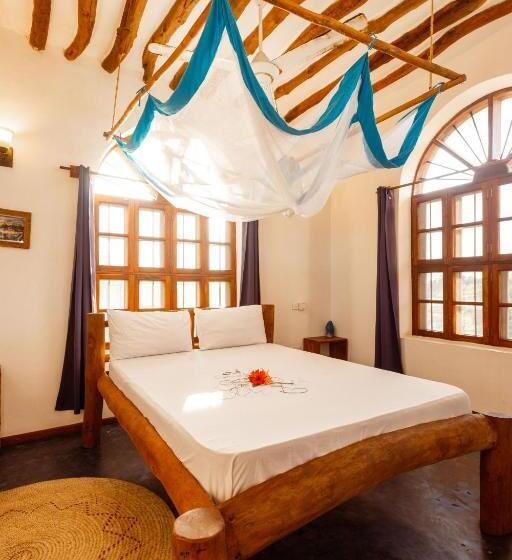 オーシャンビュースタンダードルーム, Tropicana Boutique