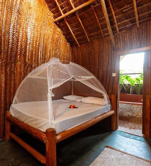 スタンダードバンガロー, Tropicana Boutique