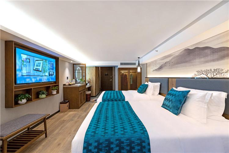 سوییت, Mehood Lestie, Xiamen Zhongshan Road Pedestrian Street