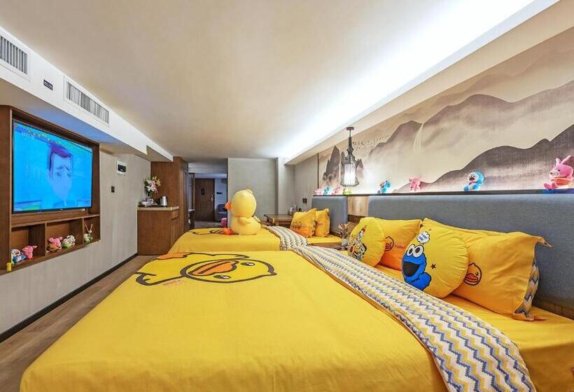 اتاق خانوادگی, Mehood Lestie, Xiamen Zhongshan Road Pedestrian Street