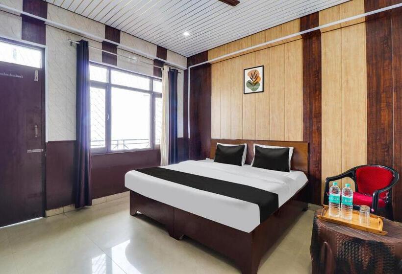 三人经典房间, Oyo Sri Narayan