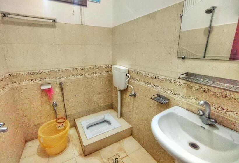 اتاق لوکس سه تخته, Relax Cottage Swat By Khan Familia