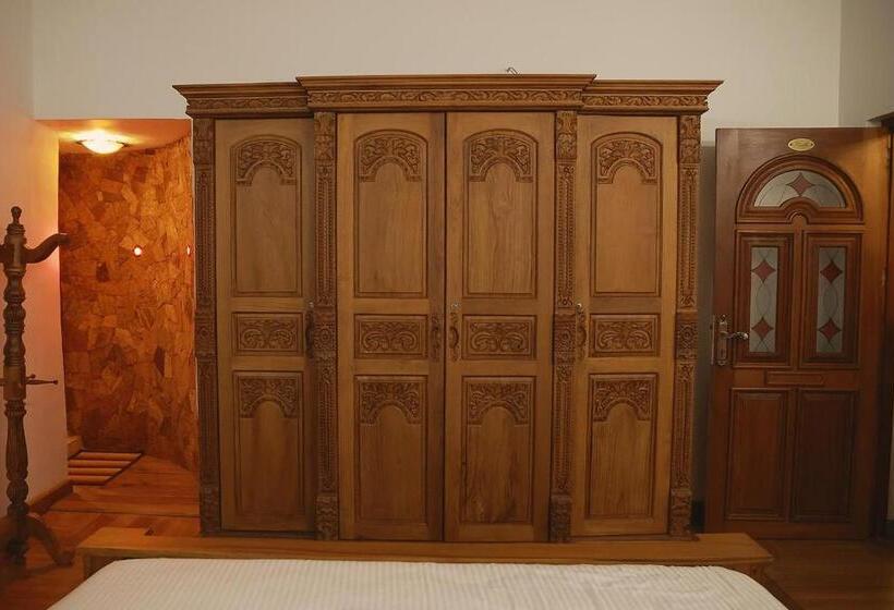 스탠다드 룸 킹사이즈 침대, Preethi Village Rooms