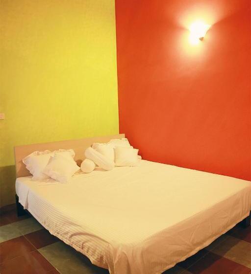 디럭스 룸, Preethi Village Rooms