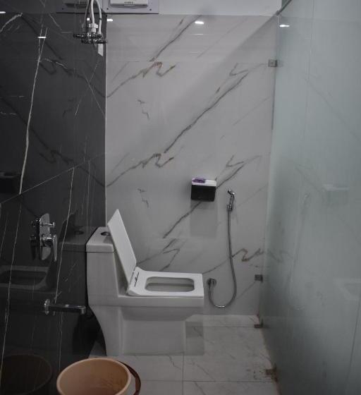 デラックスルーム, Rk Guest House Paying