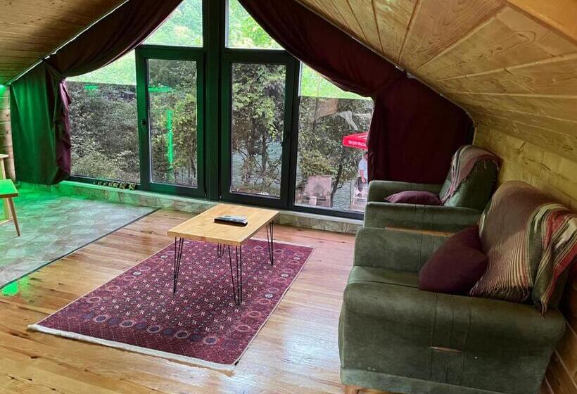 דירת חדר דלוקס, Zenidekal Apart