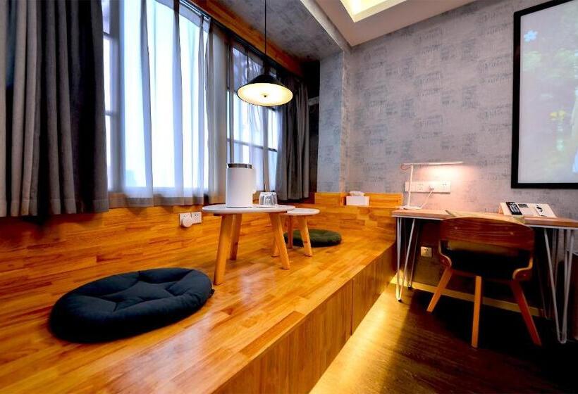 Delüks Oda, 笑脸里青年旅舍天府店