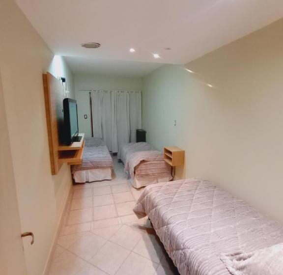 דירת חדר בקומת קרקע, Fn Apart