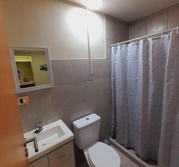 חדר סטנדרט, Fn Apart