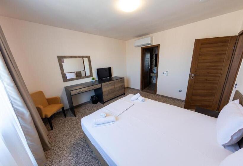 침실 2개 아파트, City Plaza