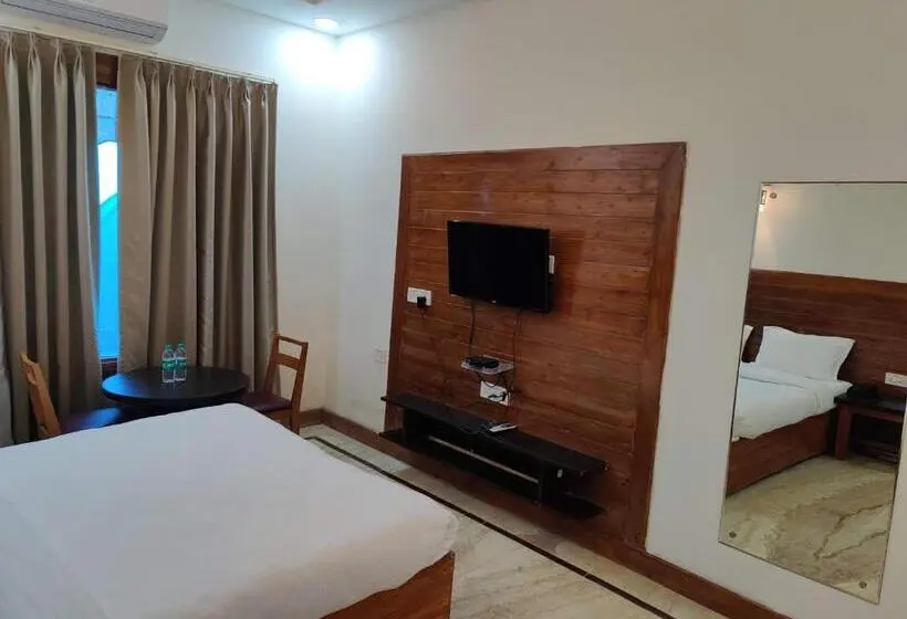 スタンダードルーム, Orchha Club And Resort Ocr