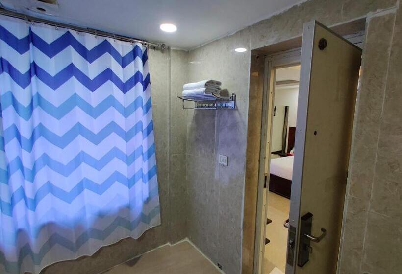 חדר סטנדרט עם מיטת קינג, Orchha Club And Resort   Ocr