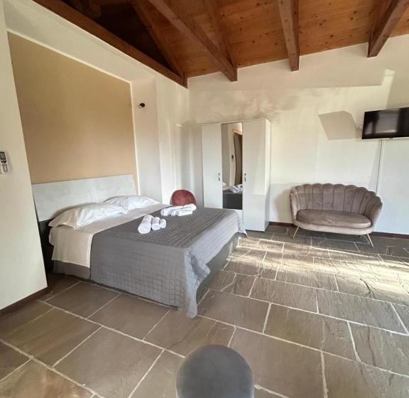 Apartamento 1 Dormitório com Terraço, Oltre   Dove Cielo E Mare Si Uniscono