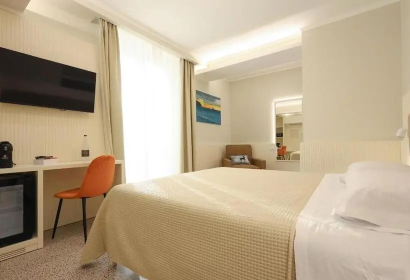 デラックストリプルルーム, Nazzarì B&b Tropea