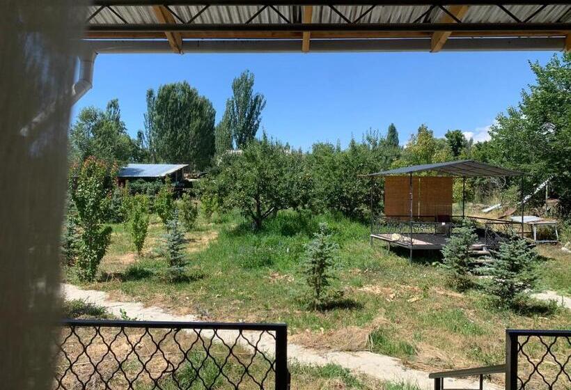 اتاق استاندارد با بالکن, Nomad  Guest House