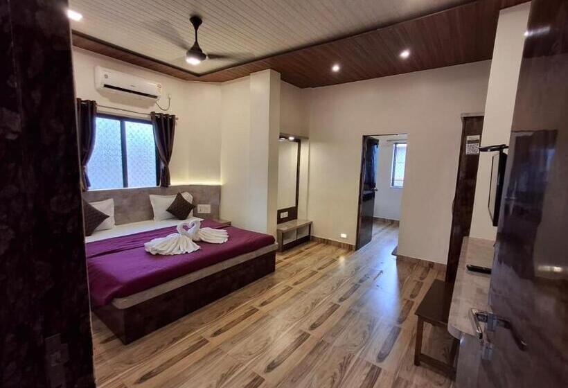 스탠다드 룸, Suyog Hotel & Cottage Matheran